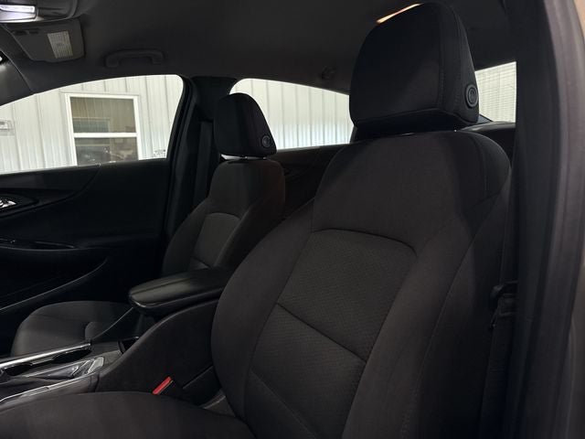 2017 Chevrolet Malibu LT 1LT