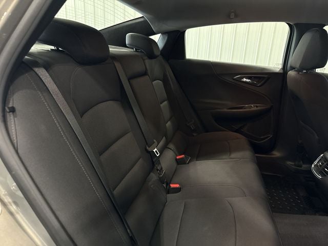 2017 Chevrolet Malibu LT 1LT