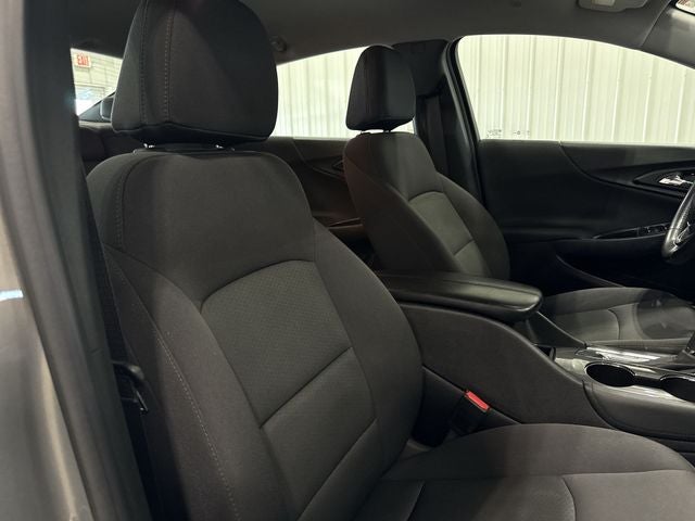 2017 Chevrolet Malibu LT 1LT