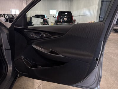 2017 Chevrolet Malibu LT 1LT