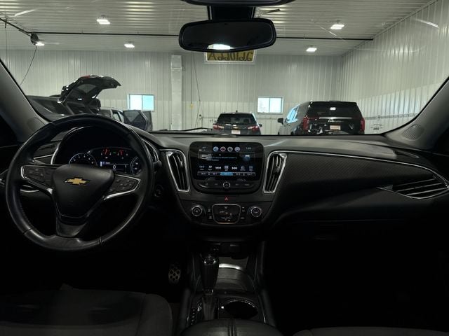 2017 Chevrolet Malibu LT 1LT