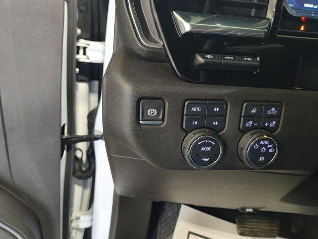 2025 Chevrolet Silverado 3500HD LTZ