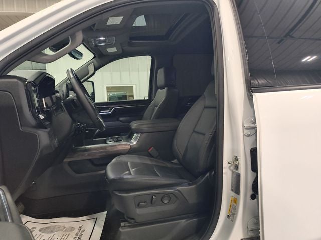 2025 Chevrolet Silverado 3500HD LTZ
