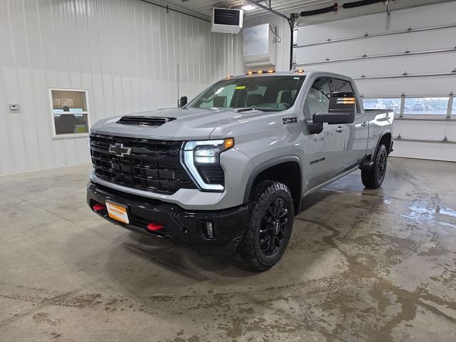2025 Chevrolet Silverado 3500HD LTZ