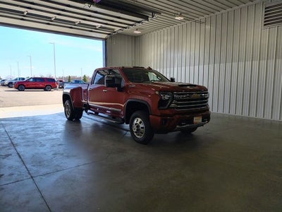 2025 Chevrolet Silverado 3500HD High Country