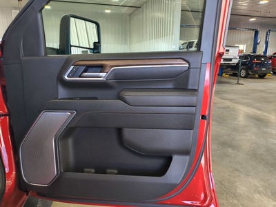 2025 Chevrolet Silverado 3500HD High Country