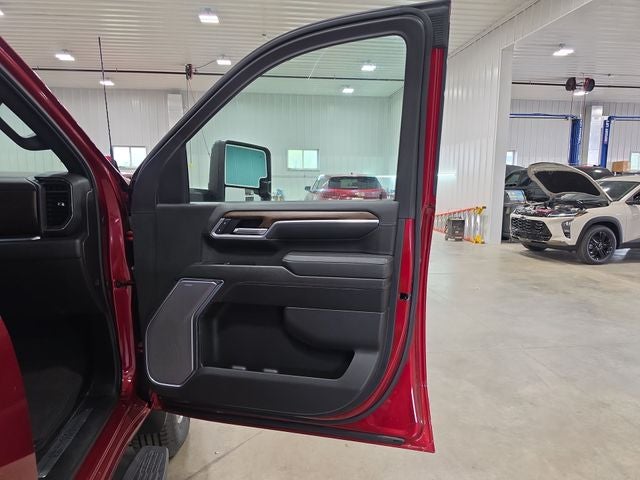 2025 Chevrolet Silverado 3500HD High Country
