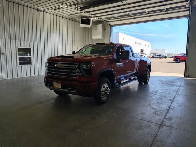 2025 Chevrolet Silverado 3500HD High Country
