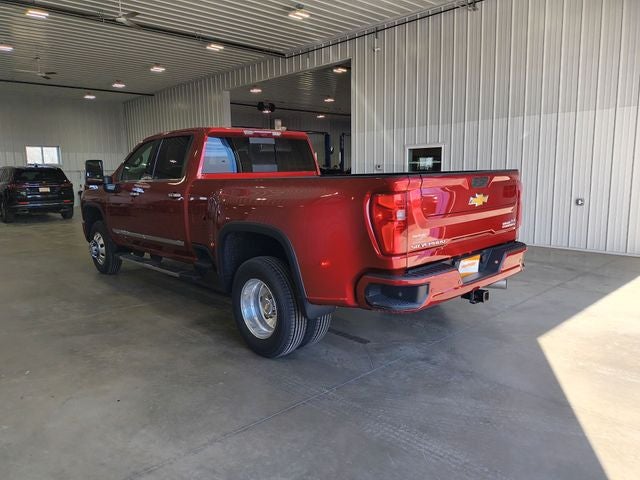 2025 Chevrolet Silverado 3500HD High Country