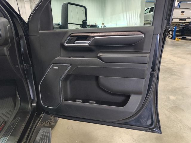 2024 Chevrolet Silverado 3500HD LTZ