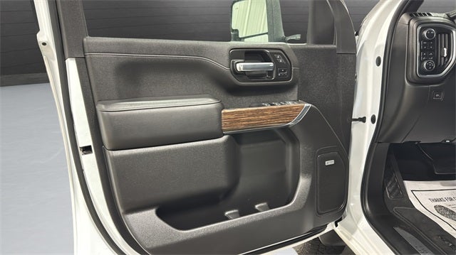 2022 Chevrolet Silverado 3500HD High Country