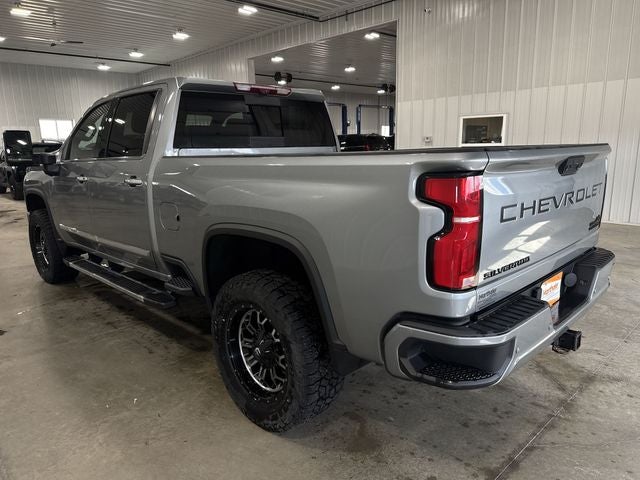 2024 Chevrolet Silverado 3500HD High Country