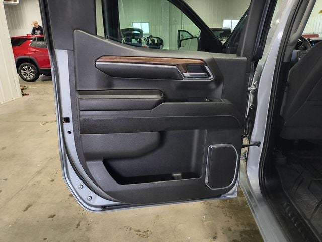 2024 Chevrolet Silverado 1500 LT LT1
