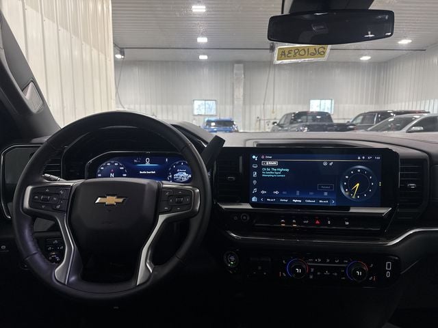 2024 Chevrolet Silverado 1500 LT LT1