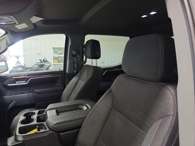 2025 Chevrolet Silverado 1500 LT LT1