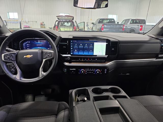 2025 Chevrolet Silverado 1500 LT LT1