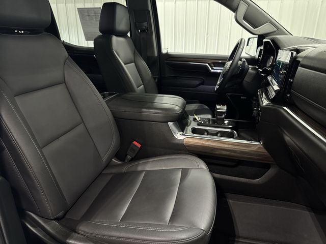 2024 Chevrolet Silverado 1500 RST W/ Leather Buckets