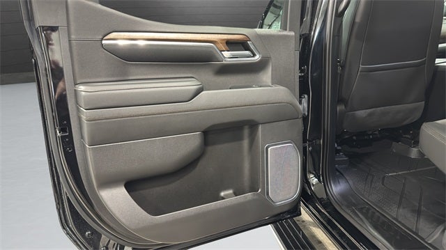 2023 Chevrolet Silverado 1500 High Country Premium