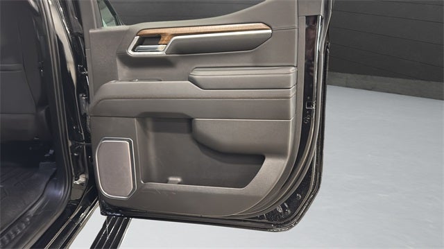 2023 Chevrolet Silverado 1500 High Country Premium