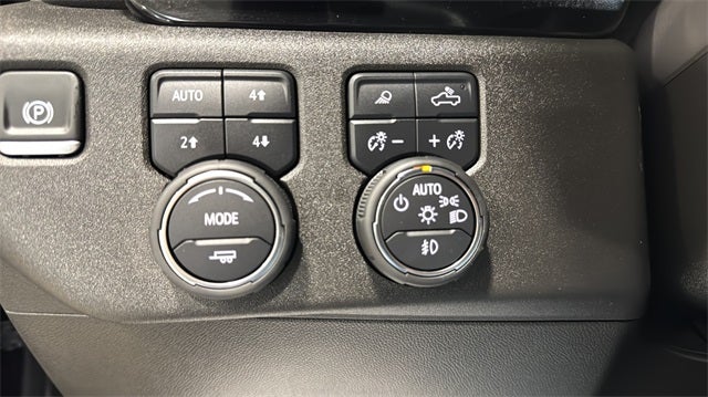 2025 Chevrolet Silverado 1500 High Country Midnight Edition