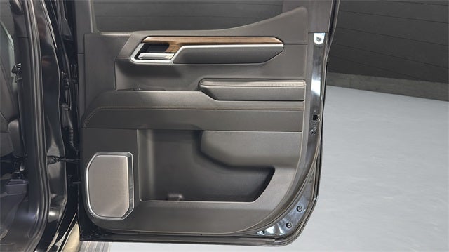 2025 Chevrolet Silverado 1500 High Country Midnight Edition