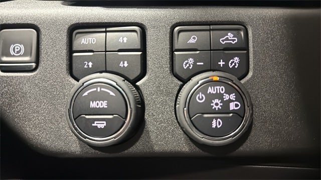 2025 Chevrolet Silverado 1500 High Country W/ Tech