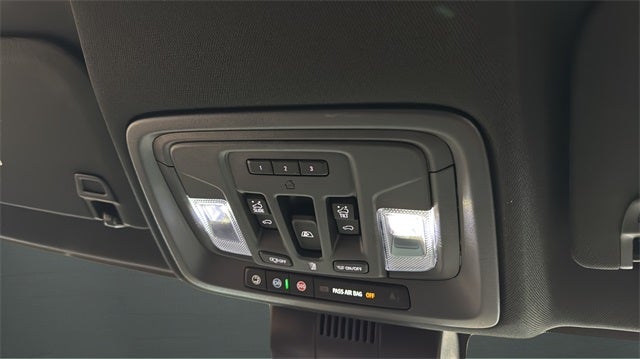 2025 Chevrolet Silverado 1500 High Country W/ Tech