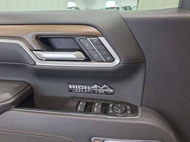 2025 Chevrolet Silverado 1500 High Country