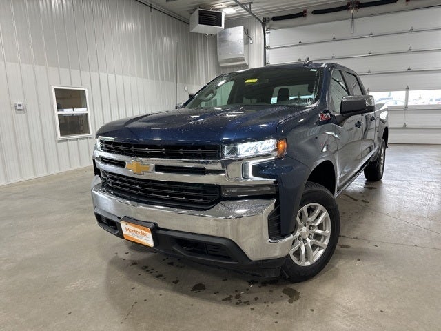 Certified 2021 Chevrolet Silverado 1500 LT with VIN 1GCUYDED1MZ441490 for sale in Glenwood, Minnesota