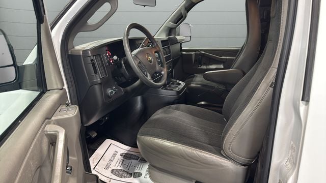 2024 Chevrolet Express 2500 Work Van Cargo