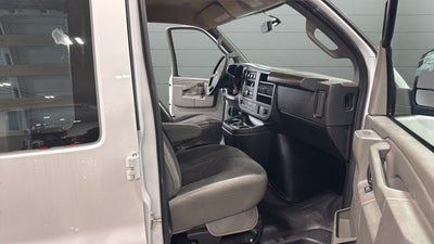 2024 Chevrolet Express 2500 Work Van Cargo