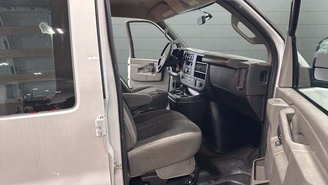 2024 Chevrolet Express 2500 Work Van Cargo