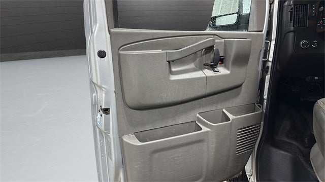 2016 Chevrolet Express 3500 Work Van Cargo