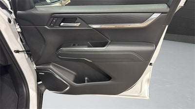 2025 GMC Acadia Elevation