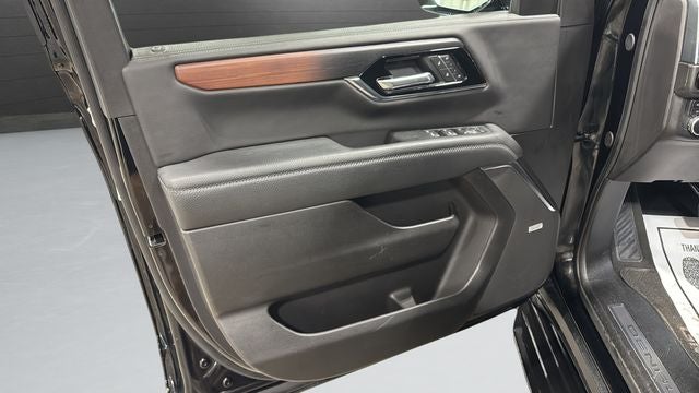 2025 GMC Yukon Denali