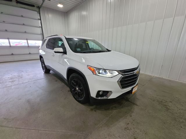 Used 2019 Chevrolet Traverse 1LT with VIN 1GNEVGKW6KJ204338 for sale in Glenwood, Minnesota