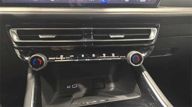 2025 Chevrolet Traverse LT 2LT