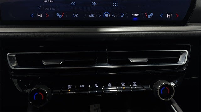 2025 Chevrolet Traverse LT 2LT