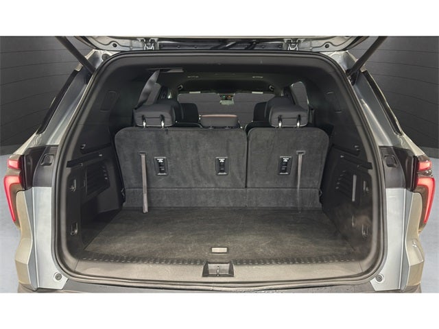 2025 Chevrolet Traverse LT 2LT