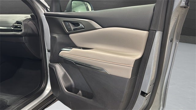 2025 Chevrolet Traverse LT 2LT