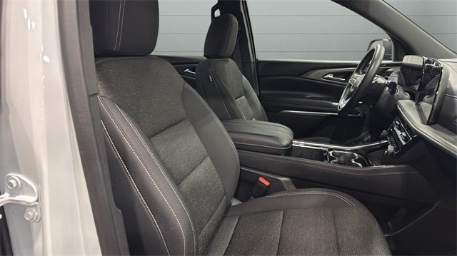 2025 Chevrolet Traverse LT 2LT