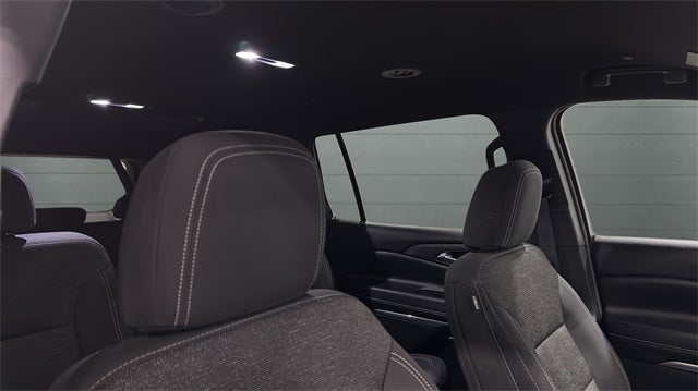 2025 Chevrolet Traverse LT 2LT