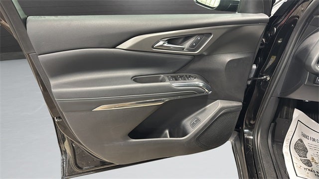 2025 Chevrolet Traverse LT 2LT