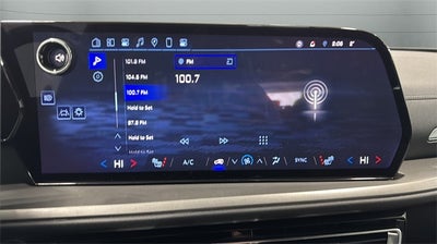 2025 Chevrolet Traverse LT 2LT