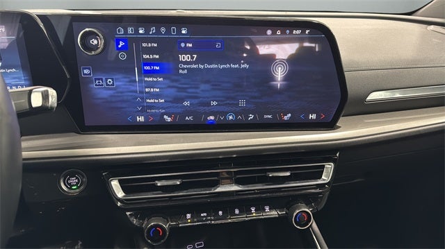 2025 Chevrolet Traverse LT 2LT