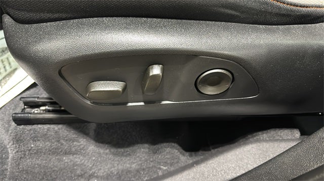 2025 Chevrolet Traverse LT 2LT