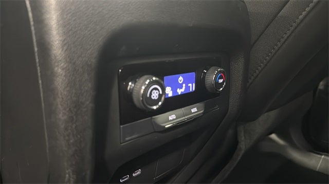 2025 Chevrolet Traverse LT 2LT