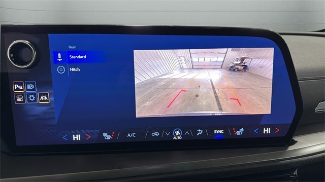 2025 Chevrolet Traverse LT 2LT