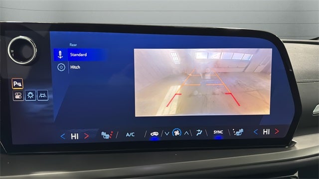 2025 Chevrolet Traverse LT 2LT