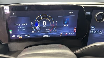 2025 Chevrolet Traverse LT 2LT